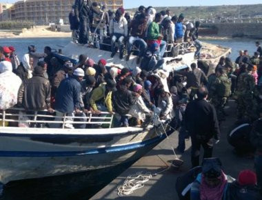 Αυξάνονται και πάλι οι μεταναστευτικές ροές - Πάνω από 330 μετανάστες σε Χίο και Λέσβο το τελευταίο 48ωρο